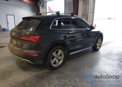 2018 Audi Q5 2.0T Premium/2.0T Tech Premium z USA, uszkodzony, nr VIN WA1BNAFY0J2064973